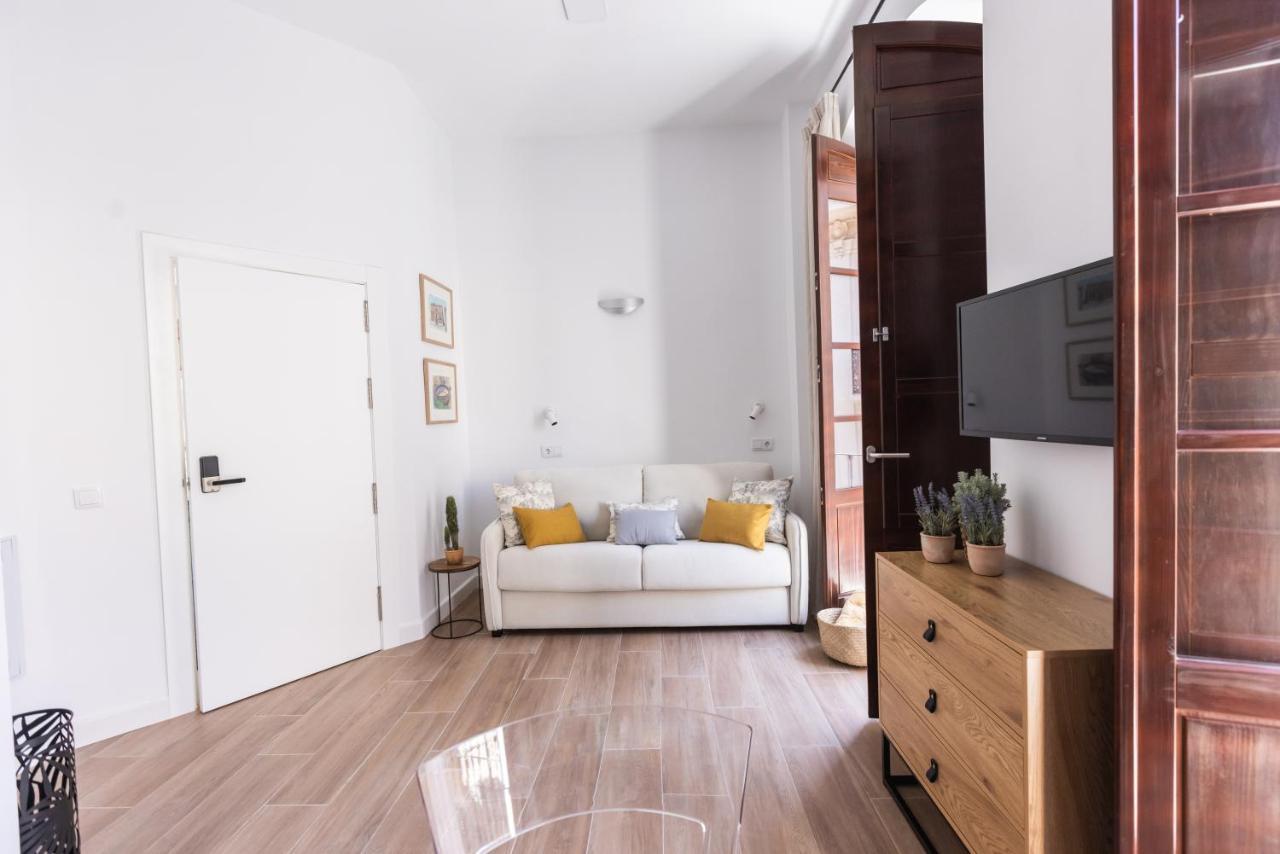Apartamento-Loft Especeria Black Malaga Exterior photo