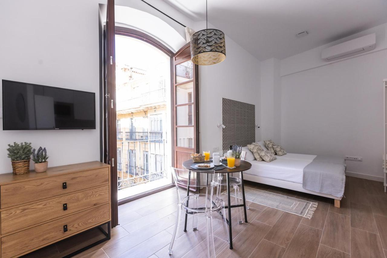 Apartamento-Loft Especeria Black Malaga Exterior photo